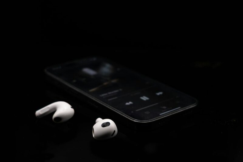How to View Secret Audio Messages You Received